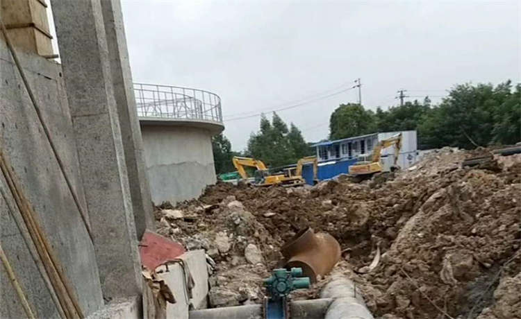 Q235BH型鋼，鋼材場(chǎng)鋼板卷管加工廠，dn2100螺旋焊管，KY2021防腐螺旋管
